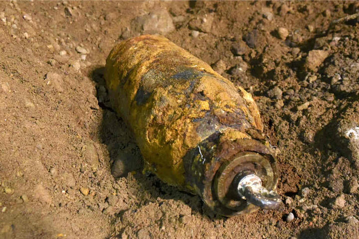 Im Boden der Mainmetropole werden immer wieder Weltkriegsbomben entdeckt (Archivbild).