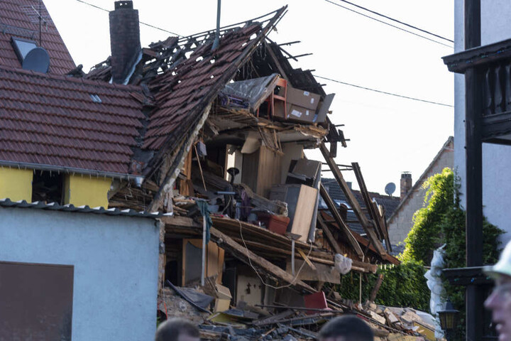 Insgesamt wurden vier Menschen verletzt.