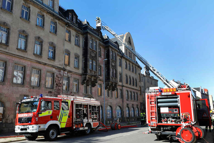 Für den Einsatz war die Zwickauer Straße teilweise gesperrt.