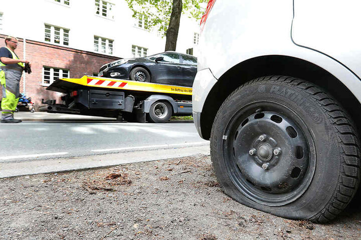 Die Autos standen im ausgeschilderten Parkverbotsbereich.