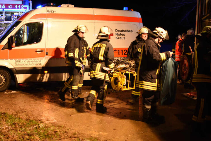 Insgesamt 25 Wehrleute waren im Einsatz.