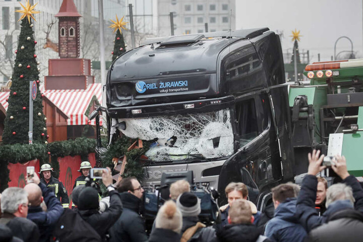 Bei dem Anschlag wurden 12 Menschen getötet und über 60 weitere verletzt.
