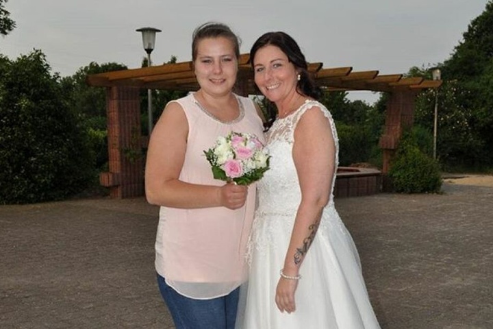Sarafina Wollny auf der Hochzeit einer guten Freundin.