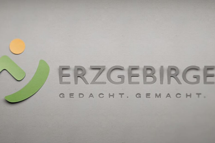 "Gemacht - gedacht" - mit diesem Slogan endet der Werbefilm aus dem Erzgebirge.
