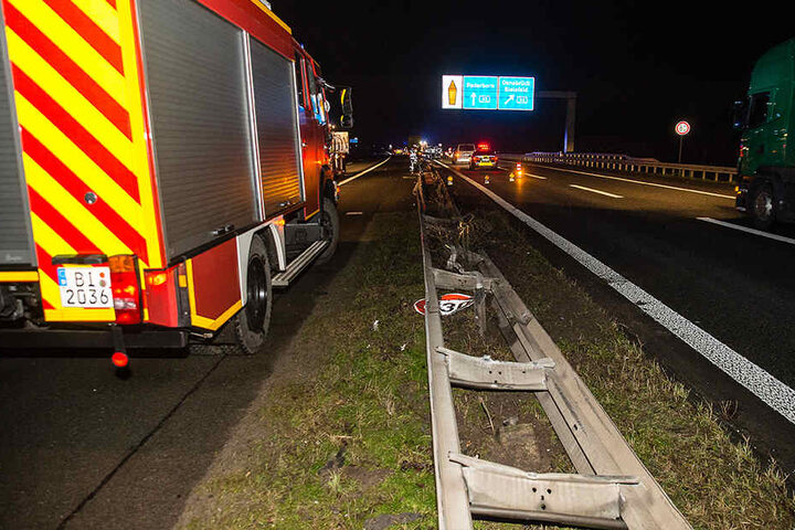 Das Autobahnkreuz wurde zeitweise einspurig gesperrt.