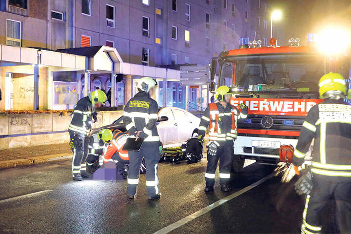 Elisabeth L. (†20) wurde am 19. Dezember an der Georgstraße, Ecke Karl-Liebknecht-Straße überfahren.