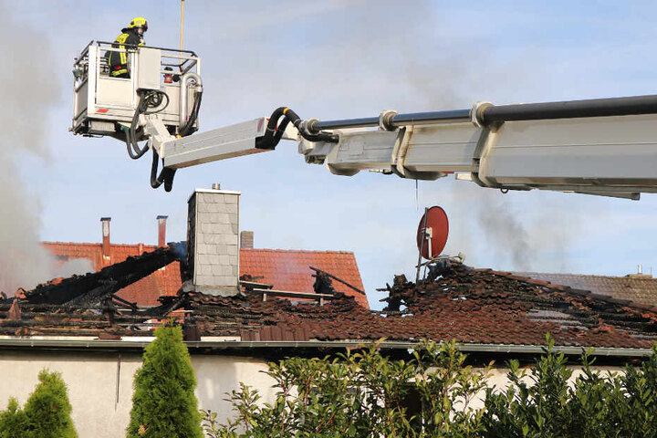 Das Gebäude ist aktuell unbewohnbar.