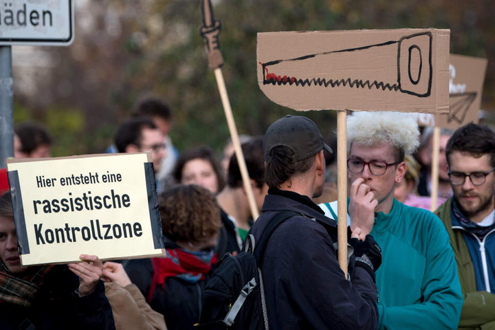 Schon im November 2018 gab es Beschwerden gegen das Einrichten der Waffenverbotszone.