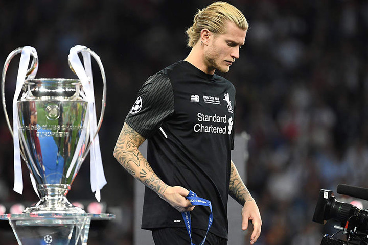 Zwei Patzer des britischen Torhüters Loris Karius brachten den britischen Premier-League-Klub um den verdienten Lohn.