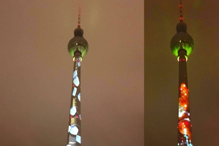Auch der Fernsehturm wechselt kurzfristig sein farbiges Kleid.