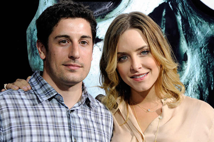 Jason Biggs (39, links) und seine Ehefrau Jenny Mollen (38, rechts).