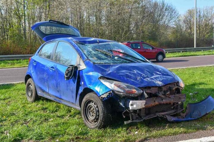 Mit diesem Auto überschlug sich die Mutter mit ihrem Kind in Magdeburg.