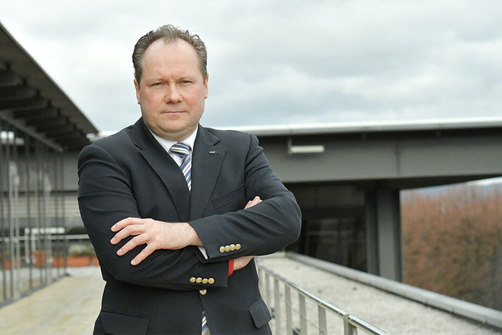 Siegbert Droese (49).