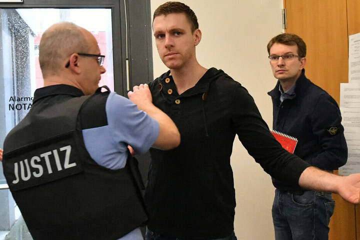 Der rechtsextreme mutmaßliche Brandstifter und Ex-NPD-Politiker Maik Schneider wurde im Januar aus der U-Haft entlassen.