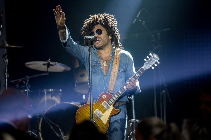 Normalerweise steht Lenny Kravitz auf der Bühne – so wie hier in Hamburg beim Deutschen Radiopreis 2018.