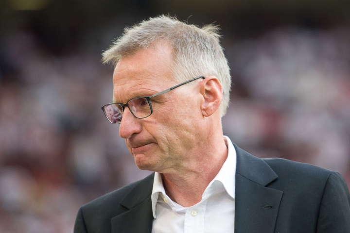Sportvorstand Michael Reschke stellte klar, dass die Tür für einen Transfer keinen Spalt breit geöffnet sei.