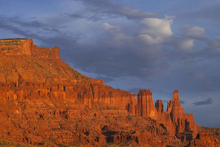 Die Felsformation "Fisher Towers" in der Nähe von Utah.