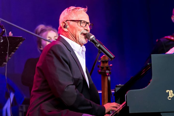 Liedermacher Konstantin Wecker spielt heute in Berlin!