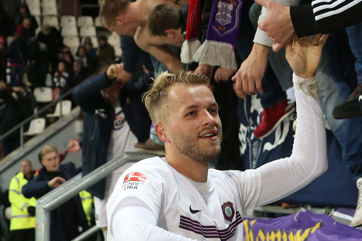 Pascal Köpke bedankte sich nach der Partie bei den Fans - und umgedreht.