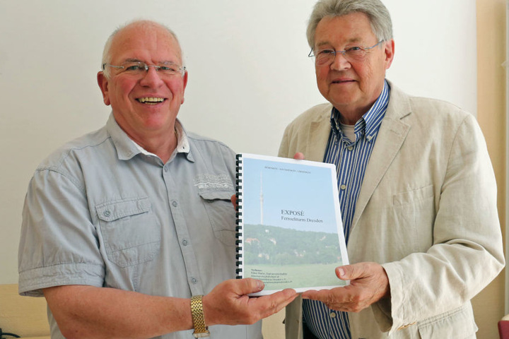 Eberhard Mittag (64, l.) und Klaus Martin (74) kämpfen für die Wiedereröffnung.