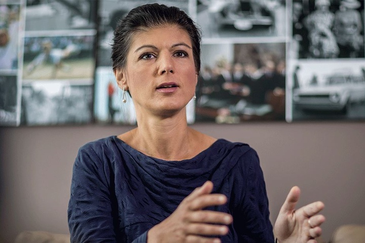 Sarah Wagenkneckt (49, Die Linke) zeigt sich empört auf Facebook.