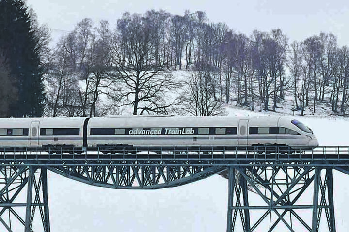 In einem neuen Technologiezentrum soll das Bahnfahren der Zukunft im Erzgebirge erforscht werden. (Symbolbild)