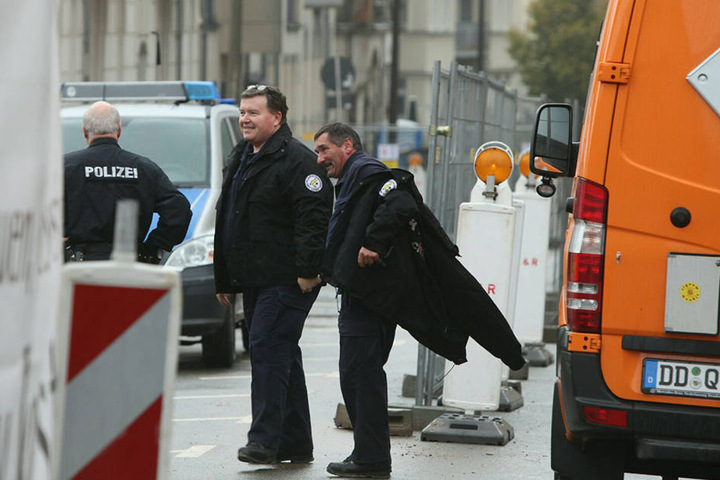 Die Bombenentschärfer sind eingetroffen
