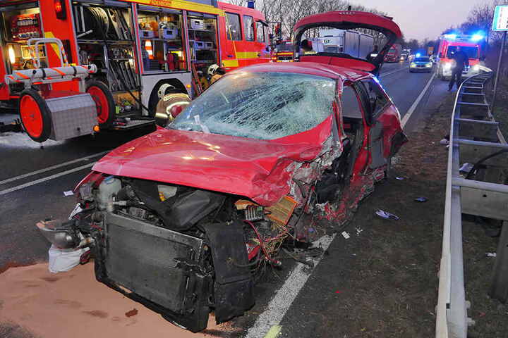 Der Audi A3-Fahrer setzte zum lebensgefährlichen Überholmanöver an.