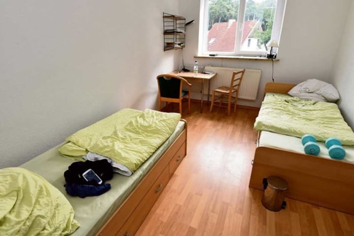 In den Erstaufnahmen Sachsens sind viele Betten frei.