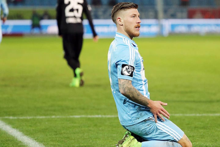 Sein Vertrag läuft am 30. Juni 2017 aus. Der FSV Zwickau soll Interesse an Philip Türpitz haben.