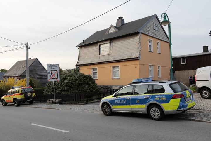 Die schreckliche Tat soll sich in der Oberen Hartensteiner Straße ereignet haben.