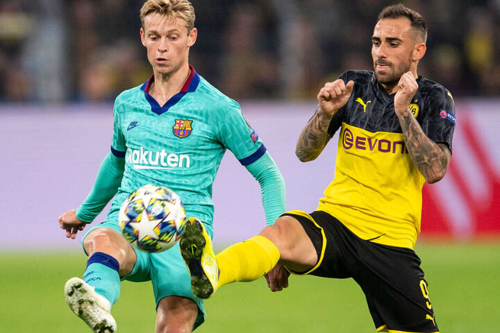 Wartet wohl auf den FC Barcelona, der ihm den Weg nach Valencia freimachen soll: Paco Alcacer.