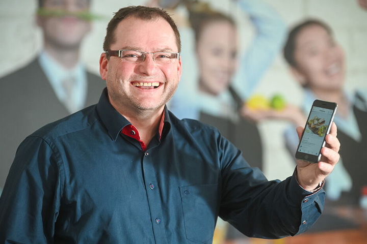 Dehoga-Dresden-Chef Axel Klein (49) sieht in der Sozialen Plattform Potenzial sowohl für bekannte Restaurants wie auch für kleine Gaststätten.