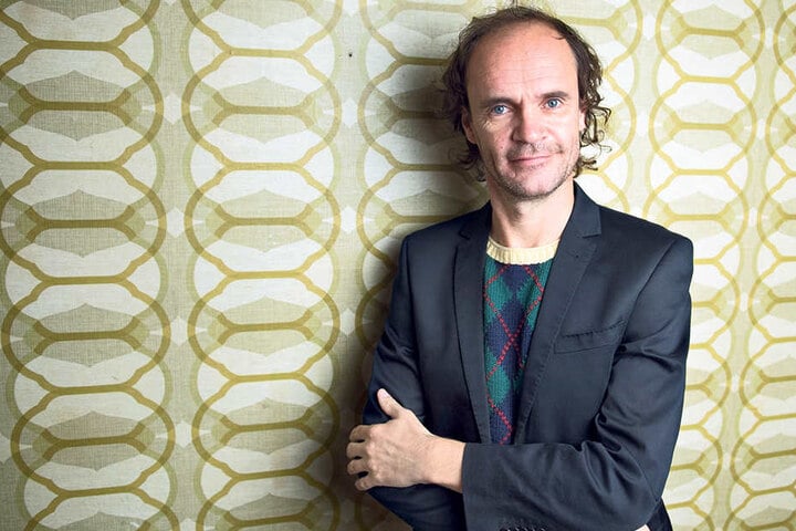 Muss echt überlegen, was er sich zum Geburtstag wünscht: Comedian Olaf Schubert
(50).