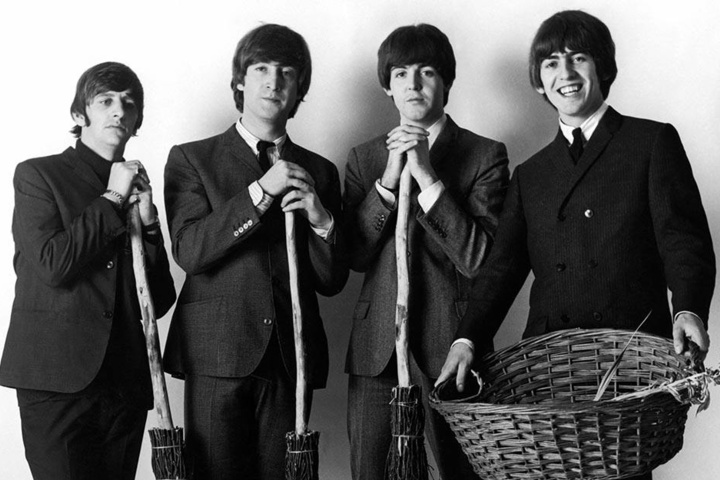 Die Beatles: George Harrison (l-r), John Lennon, Paul McCartney und Ringo Starr (v.l.).