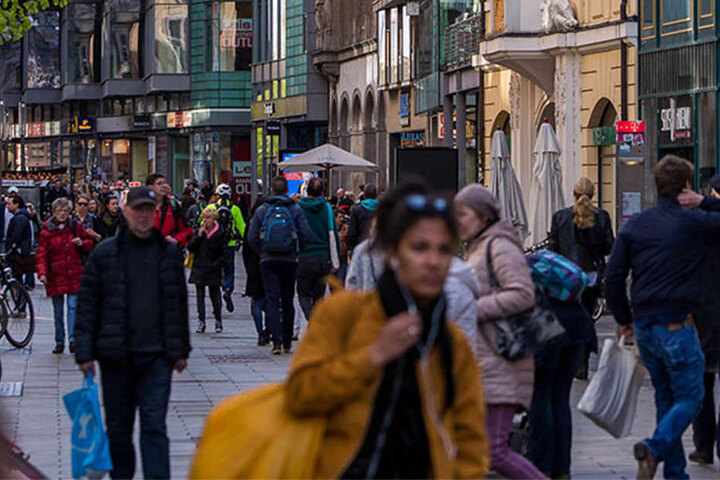 Der neue Laden tummelt sich in der Leipziger Einkaufsmeile, der Petersstraße.