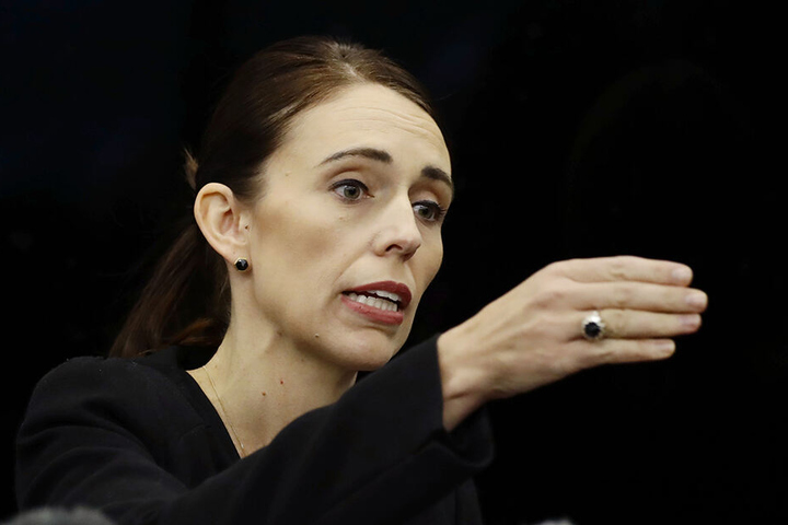Neuseelands Premierministerin Jacinda Ardern (38) kündigt rasche Konsequenzen an.