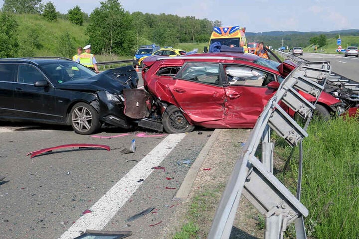 Der schwere Unfall passierte auf der A72 bei Hartenstein.
