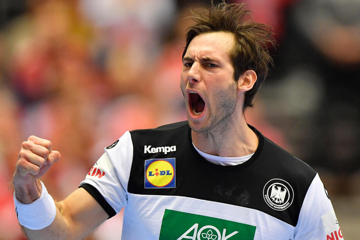 Gensheimer jubelt bei WM-Spiel über sein Tor gegen Frankreich.