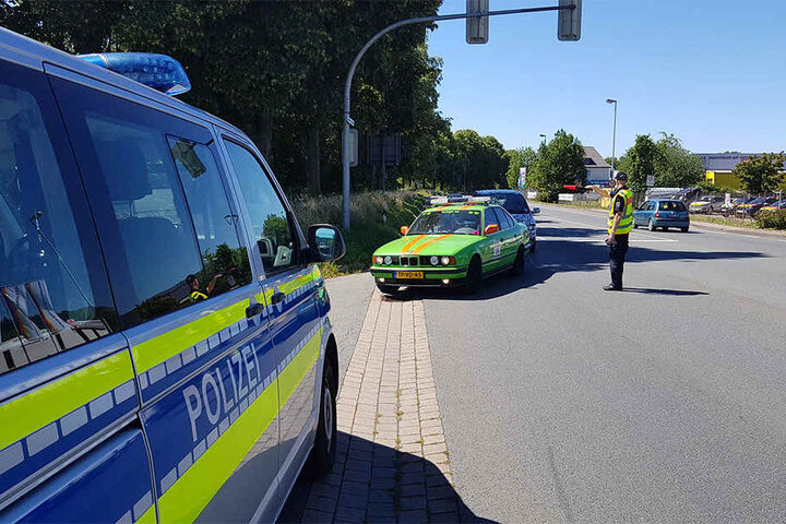 Die bunten und mit unterschiedlichen "Accessoires" bestückten Fahrzeuge schienen jedoch nicht immer ganz verkehrssicher zu sein.