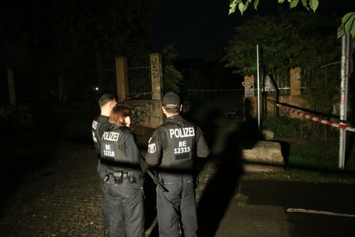 Was der Auslöser für den Streit war, wird derzeit von der Polizei geklärt.