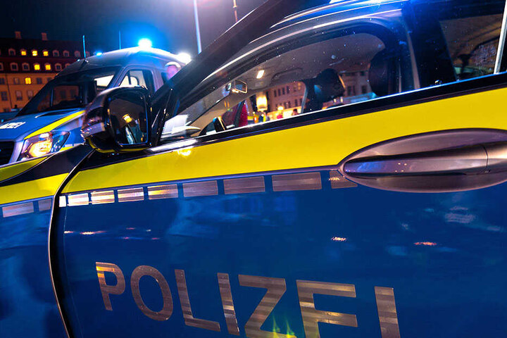 Hinweise nimmt das Dresdner Polizeirevier telefonisch entgegen.