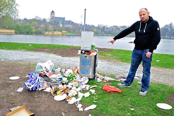 So sah’s am Wochenende rund um den Schlossteich aus: Nicht nur Thomas Zimmermann (36) ärgerte sich darüber.