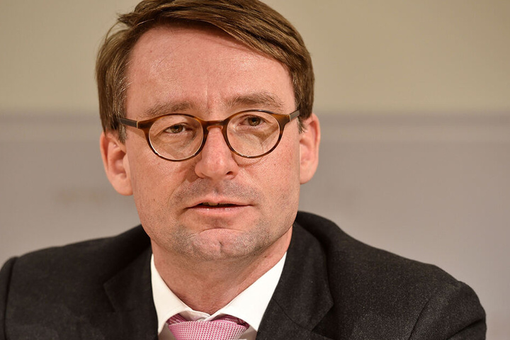 Sachsens Innenminister Roland Wöller (48, CDU).