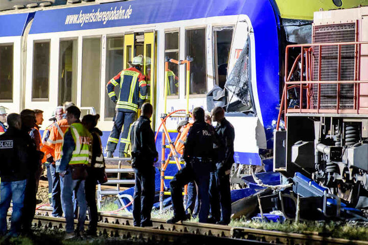 Im Frühjahr 2018 sind in Schwaben eine Regionalbahn und ein Güterzug zusammengestoßen. (Archivbild)