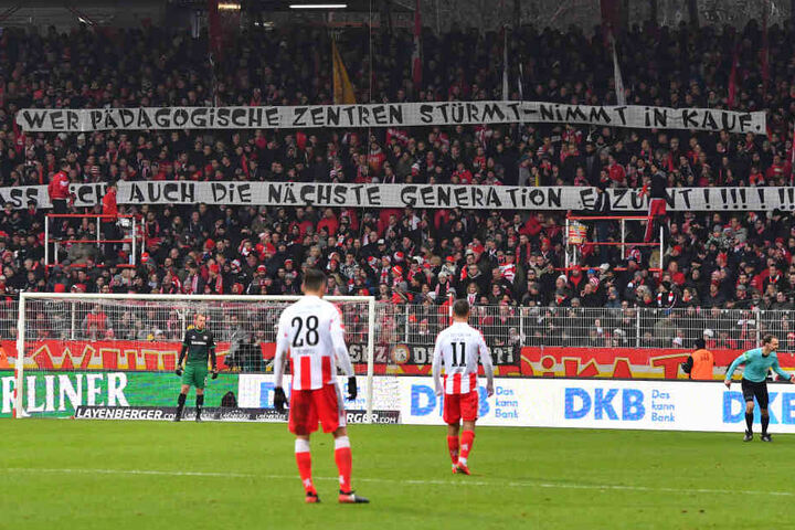 Auch die Union-Fans solidarisierten sich mit Dynamo.