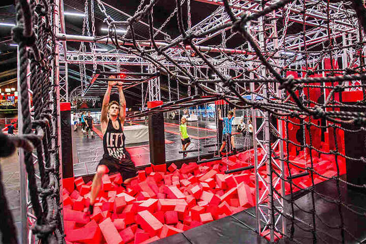 Neben dem Trampolins soll es auch andere Attraktionen wir z. B. Hindernisparcours geben.