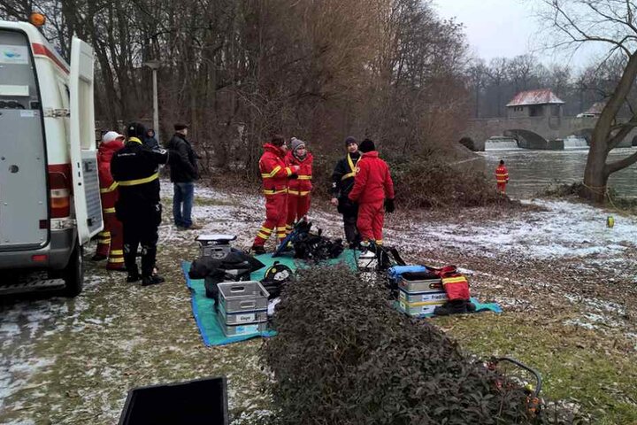 Auch aus dem Bezirk "Obere Elbe" sind Spezialkräfte der DLRG nach Leipzig gekommen.