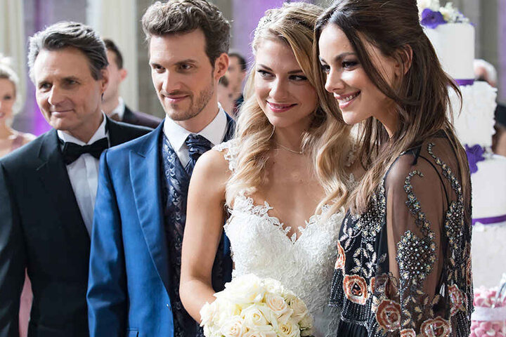 Wolfgang Bahro mit seinen GZSZ-Kollegen Thaddäus Meilinger (Felix), Valentina Pahde (Sunny) und Janina Uhse (Jasmin).