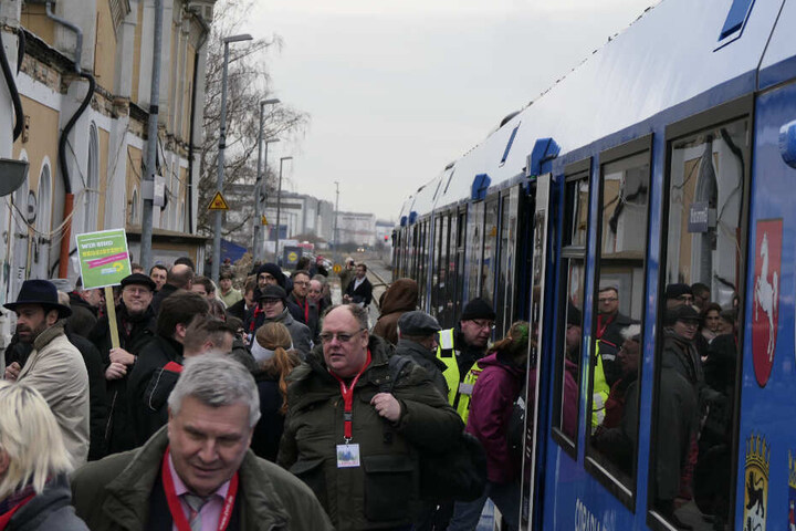 Der Andrang für die Testfahrt am Freitag war groß.